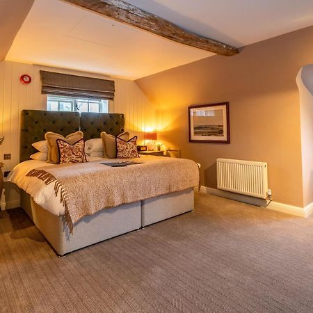 The Lion Inn Winchcombe Kültér fotó